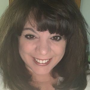 Meet your Posher, Anne